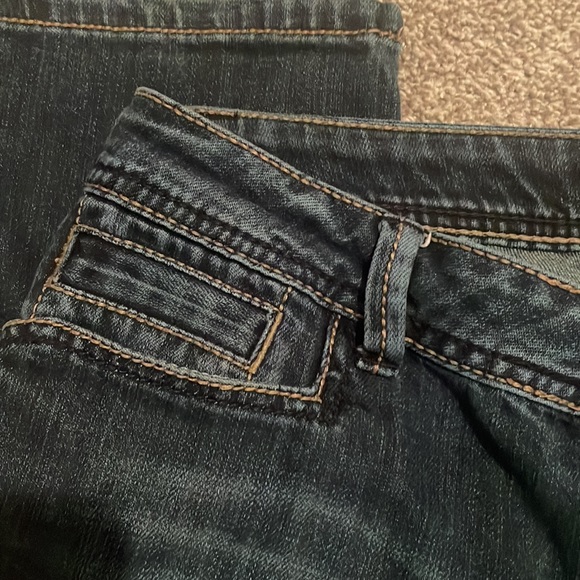 Denver Hayes Low Rise Bootcut Skinny Jeans with Pocket Details - Picture 3 of 5